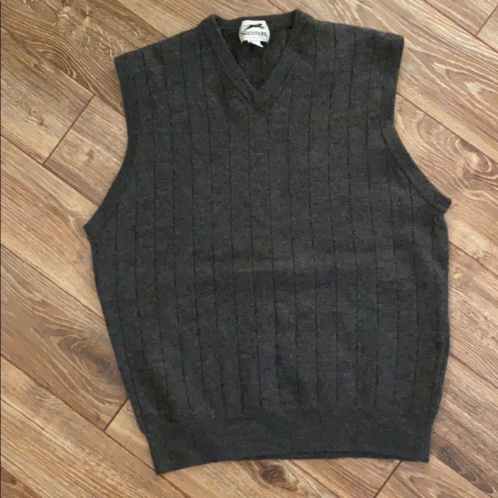 100% wool grey Sweater vest